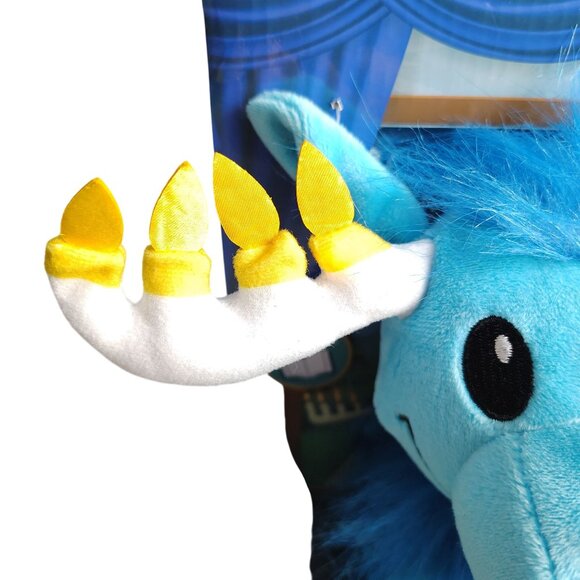 Mitzvah Moose Plush Toy With Lights-Up Antlers For Hanukkah Celebrations - Picture 3 of 8